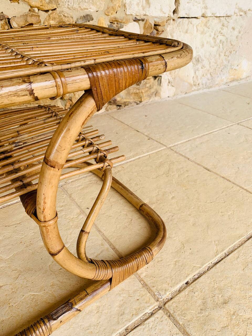Table basse vintage en bambou et rotin dans le goût de Tito Agnoli, circa 1960