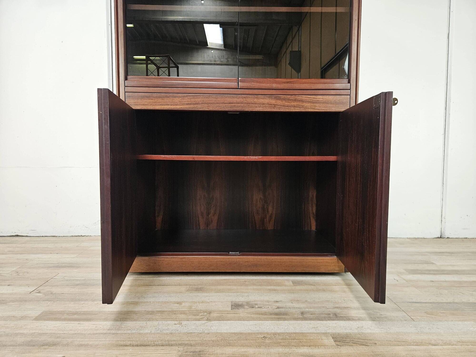 4D display cabinet by Angelo Mangiarotti for Molteni, 1970