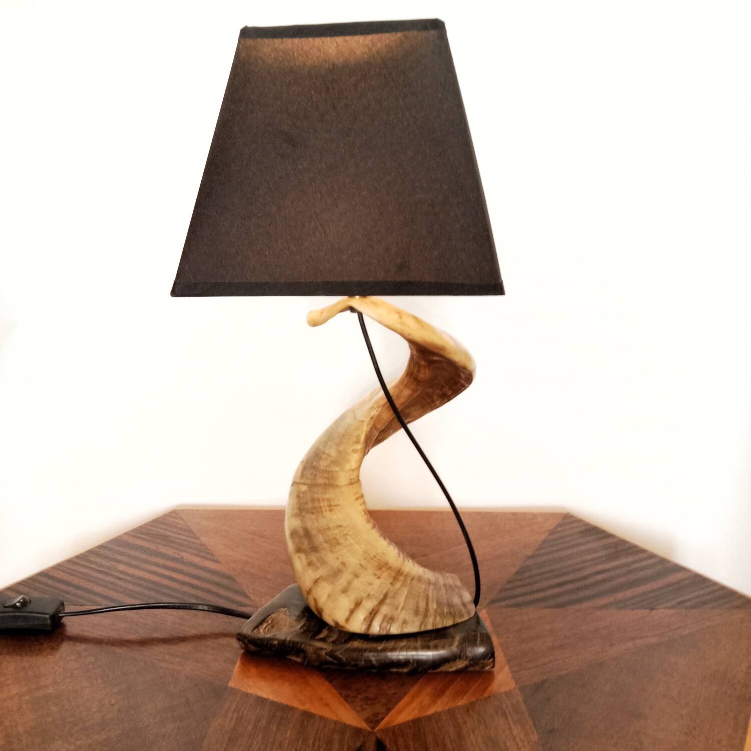 Brutalist spiral lamp from the 1960s, a curiosity object made of horn