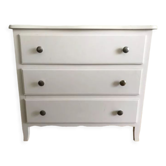 Vintage chest of drawers with three drawers