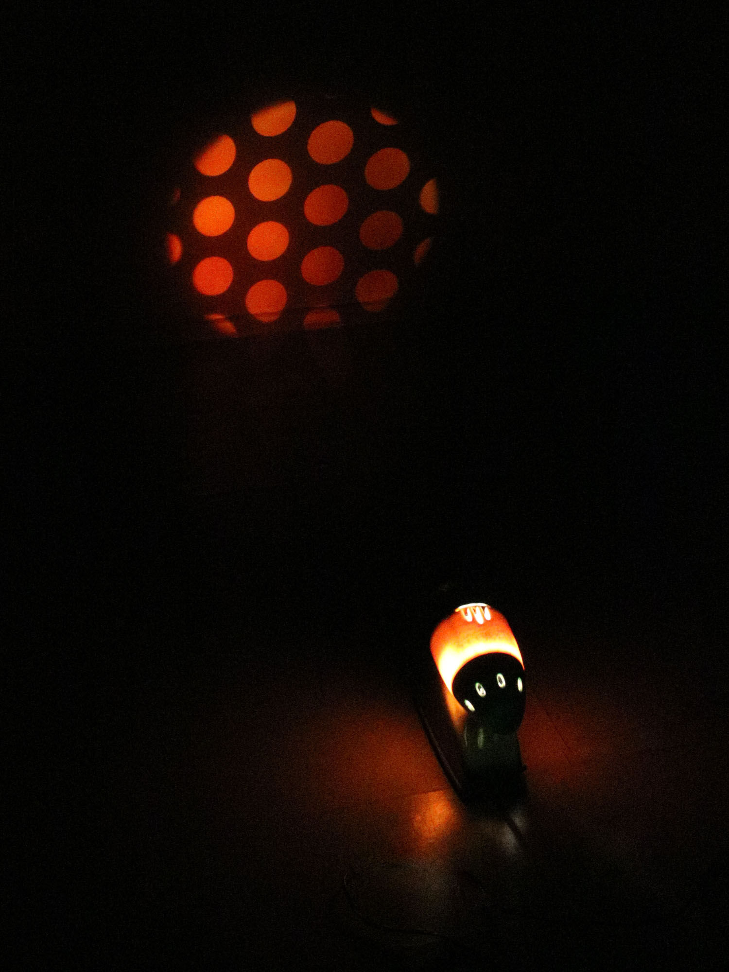 Mid-century cream projector from bakalite