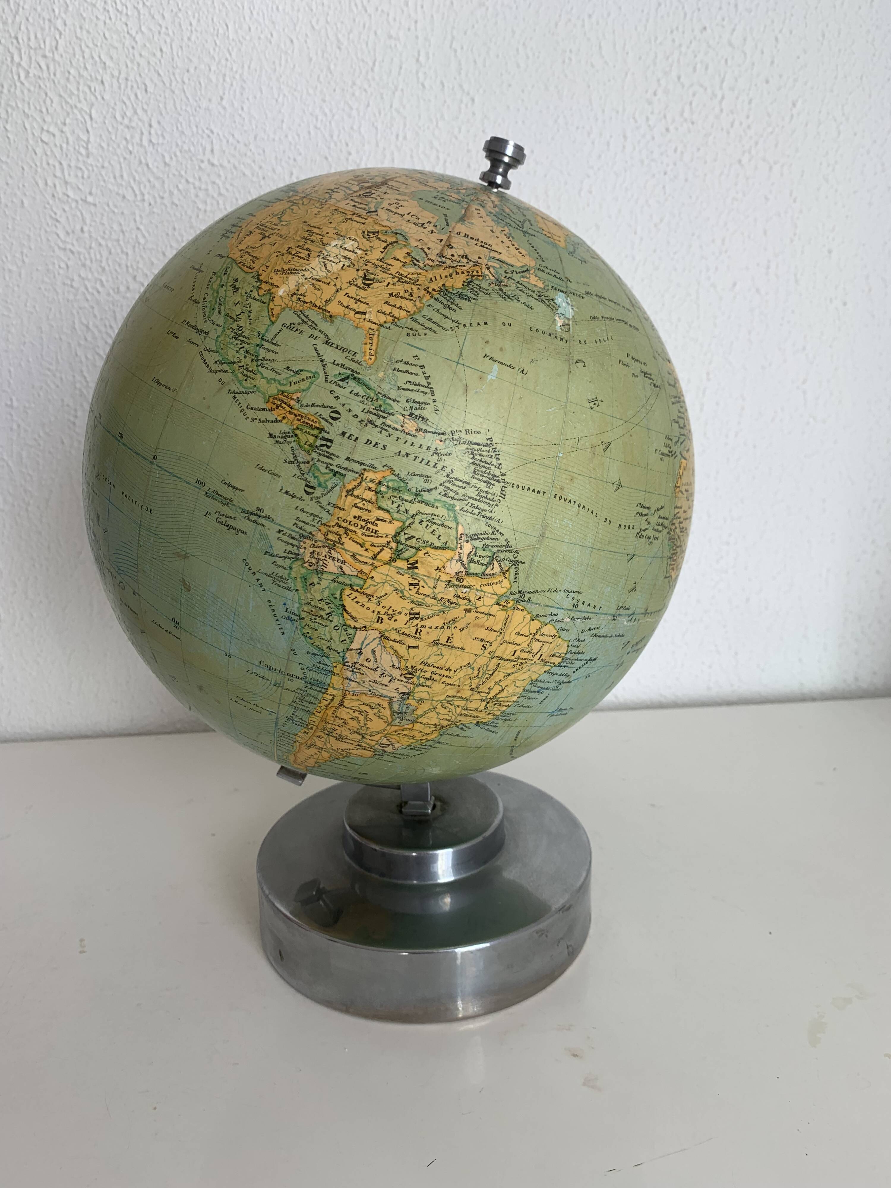 Vintage 1900 terrestrial globe by Bertaux and Thomas in plaster