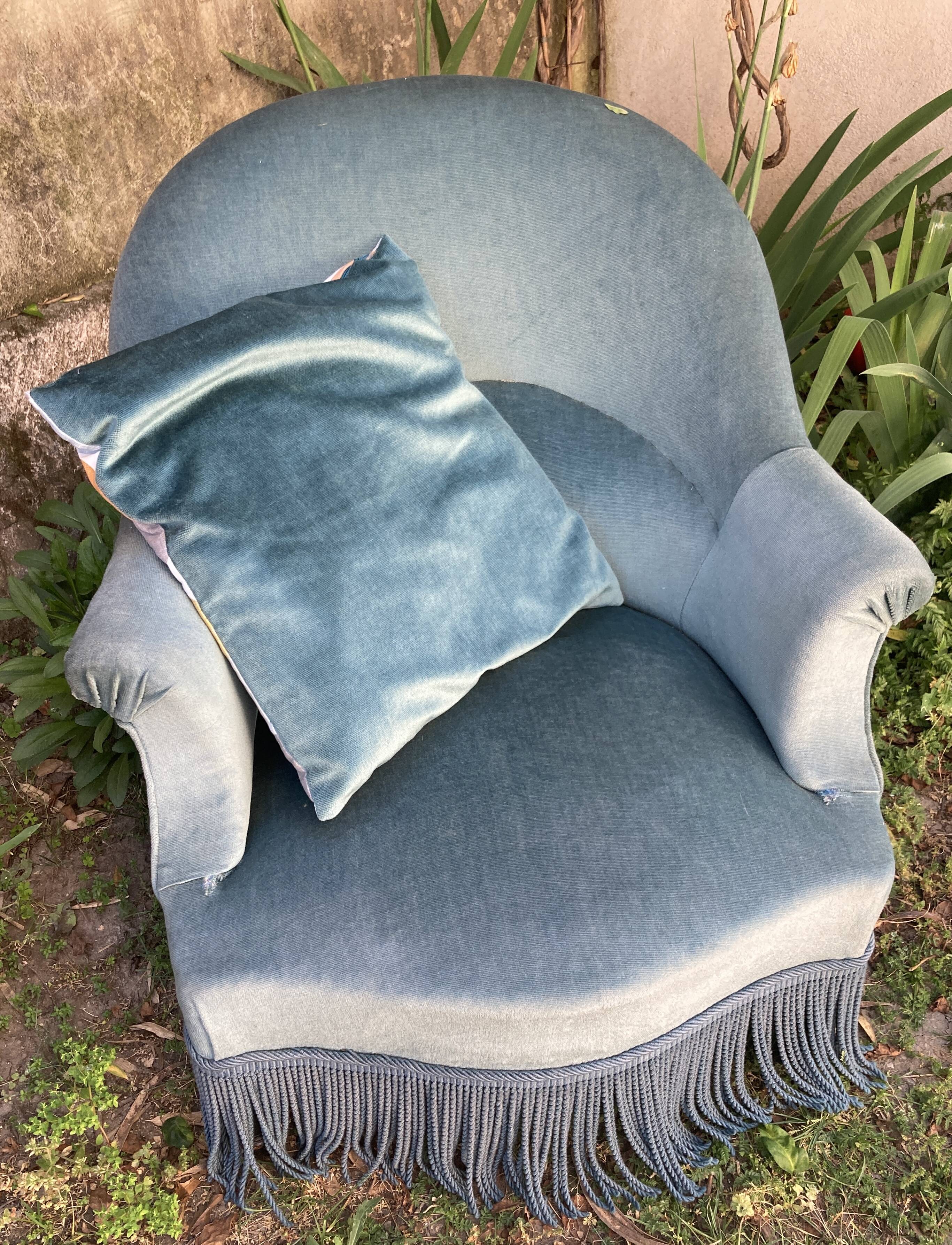 Toad Chair - electric blue - with its cushion