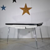 Formica 1950 table and chairs