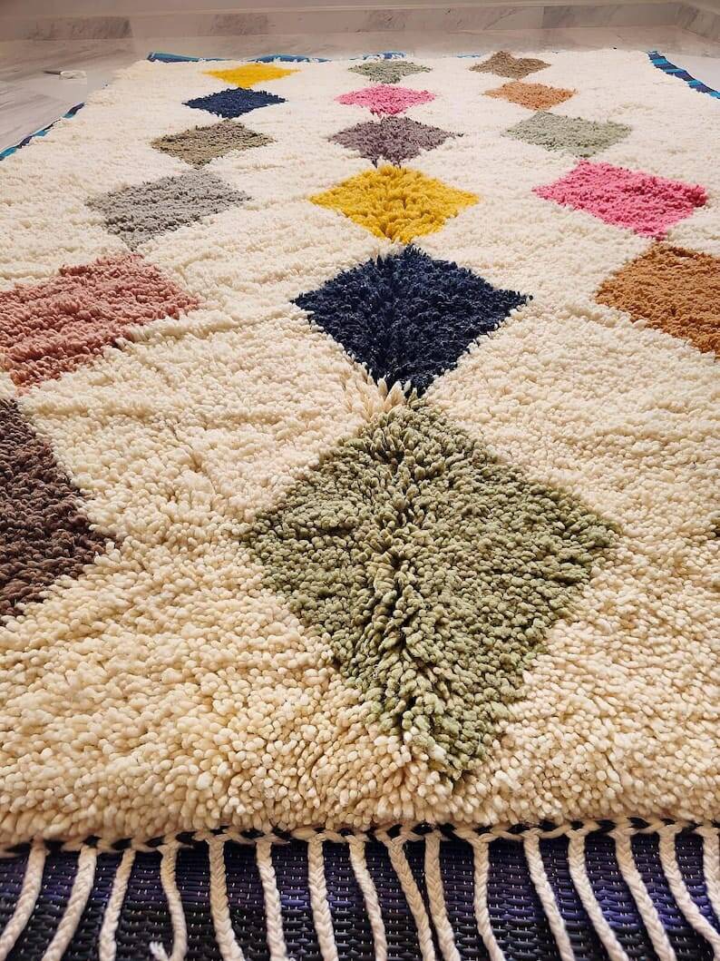 Handmade Beni Mrirt rug size 150 x 250 cm