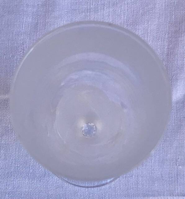 Flutes or stemware