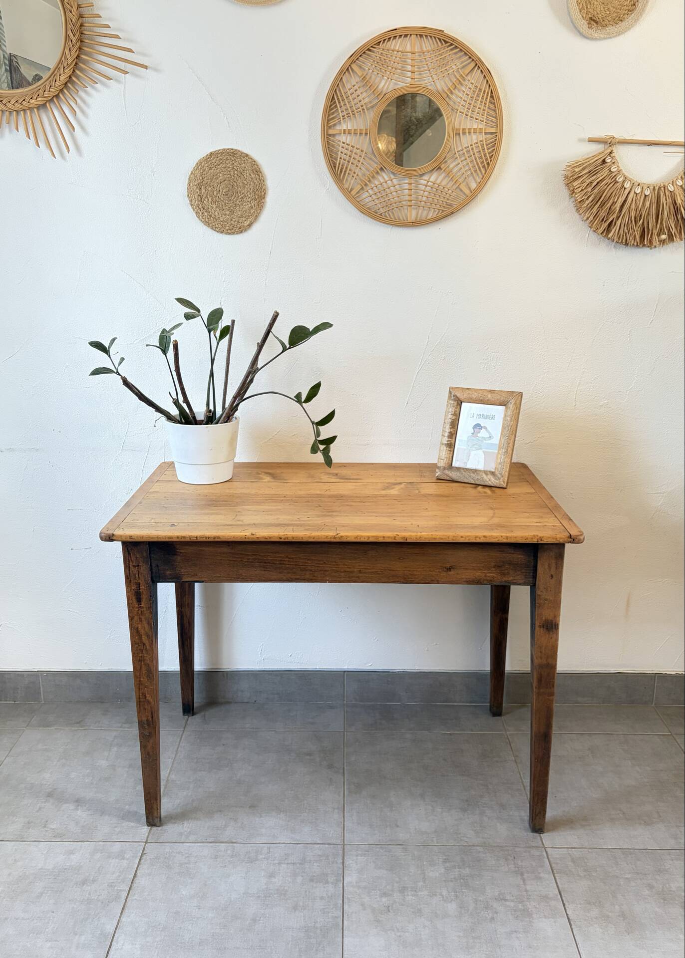 Farmhouse table / vintage desk