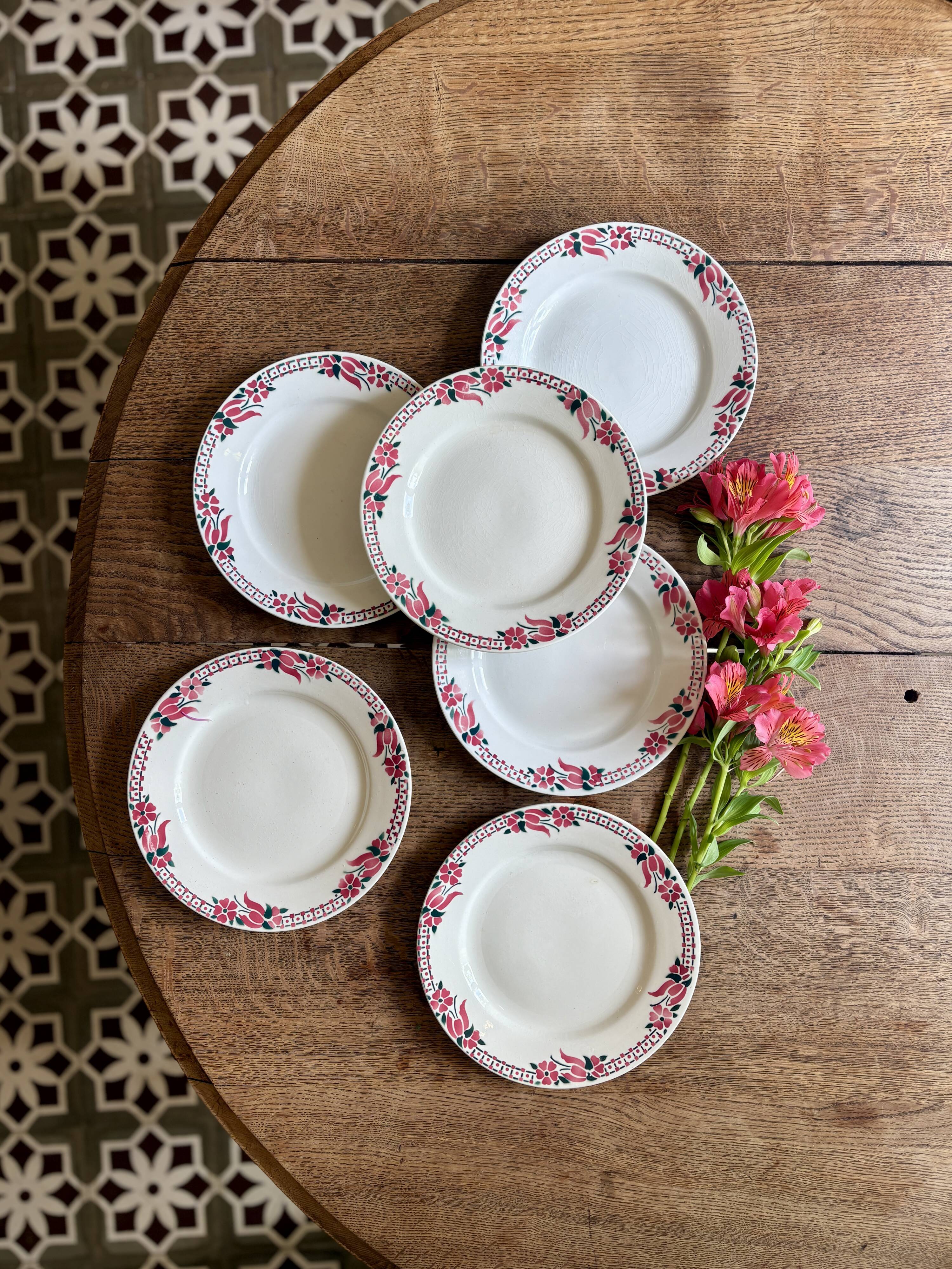 Set of 6 antique flat plates - Saint Amand Céranord