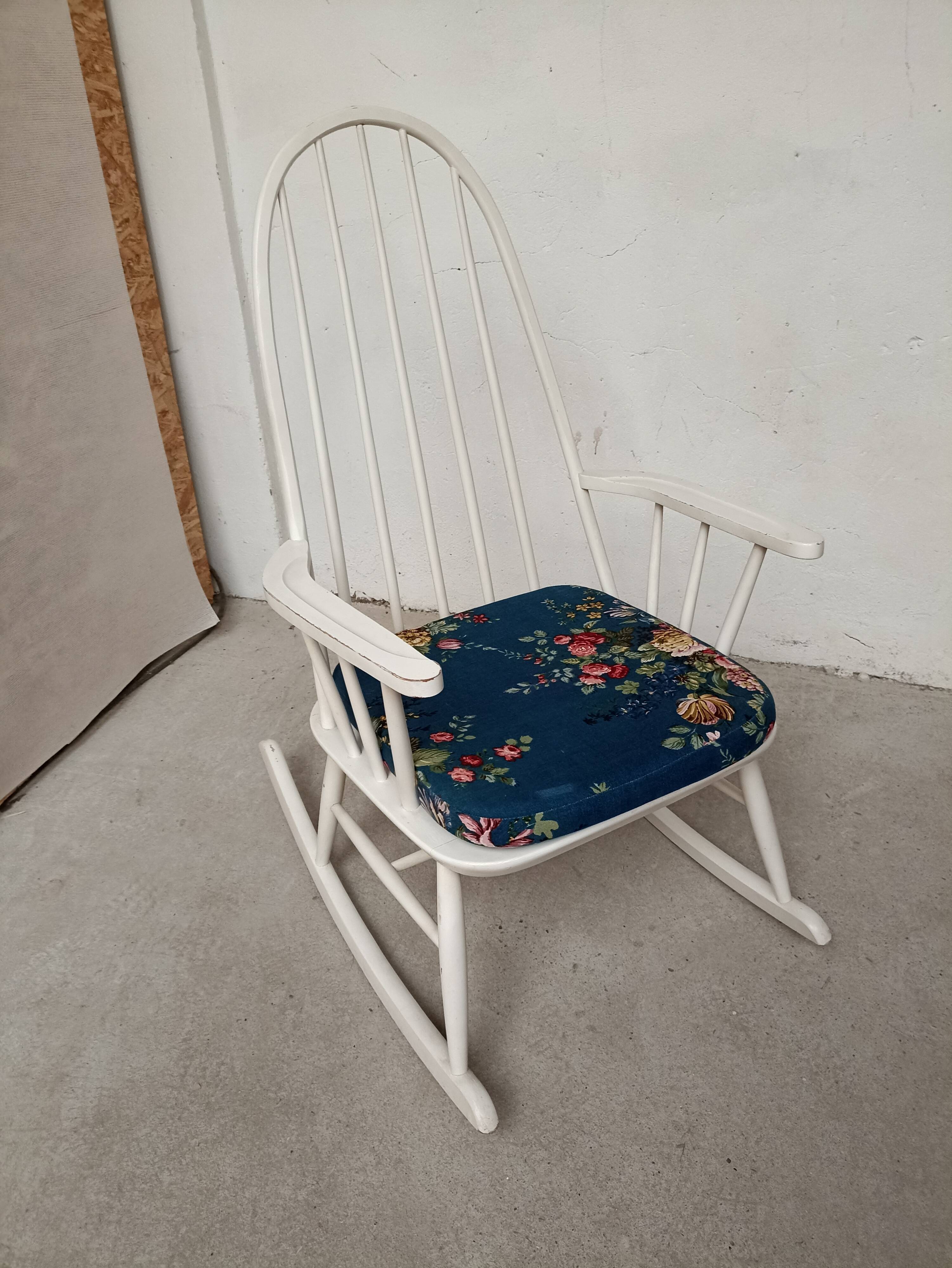 Scandinavian rocking-chair