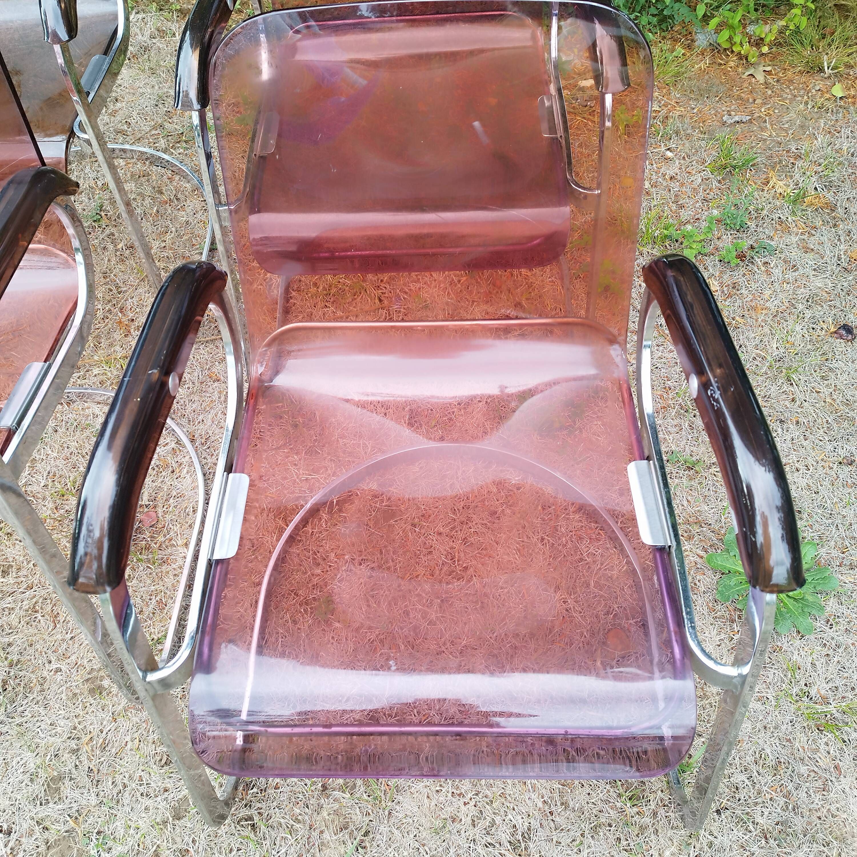Chaises plexi années 70 Space Age