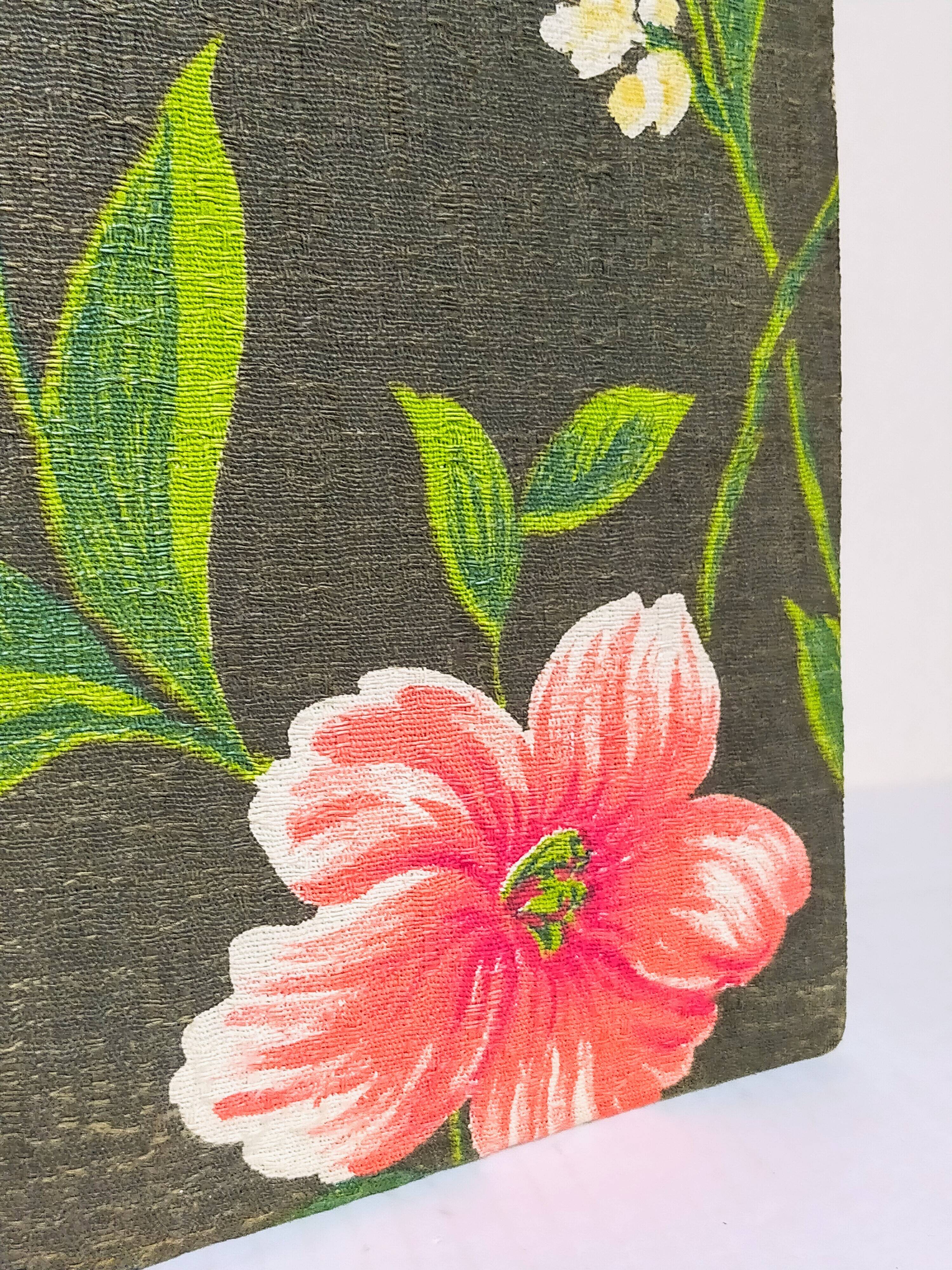 Box padded with old fabric