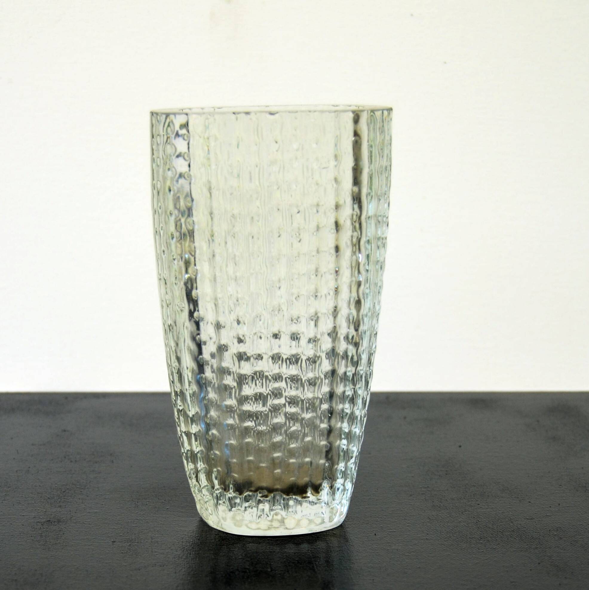 Mid Century Signed Glass Vase Kurt Wokan for Ingrid    - 18,5 cm tall