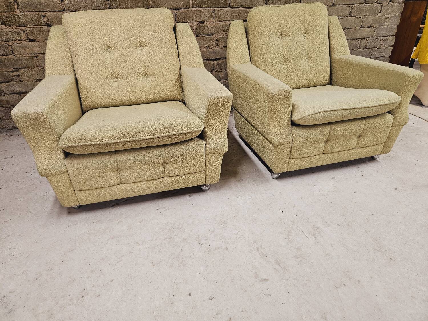 Pair of vintage 70's green fabric armchairs
