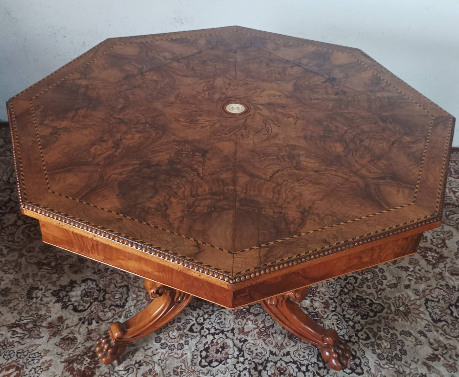 Napoleon III octagonal centre table in marquetry walnut.