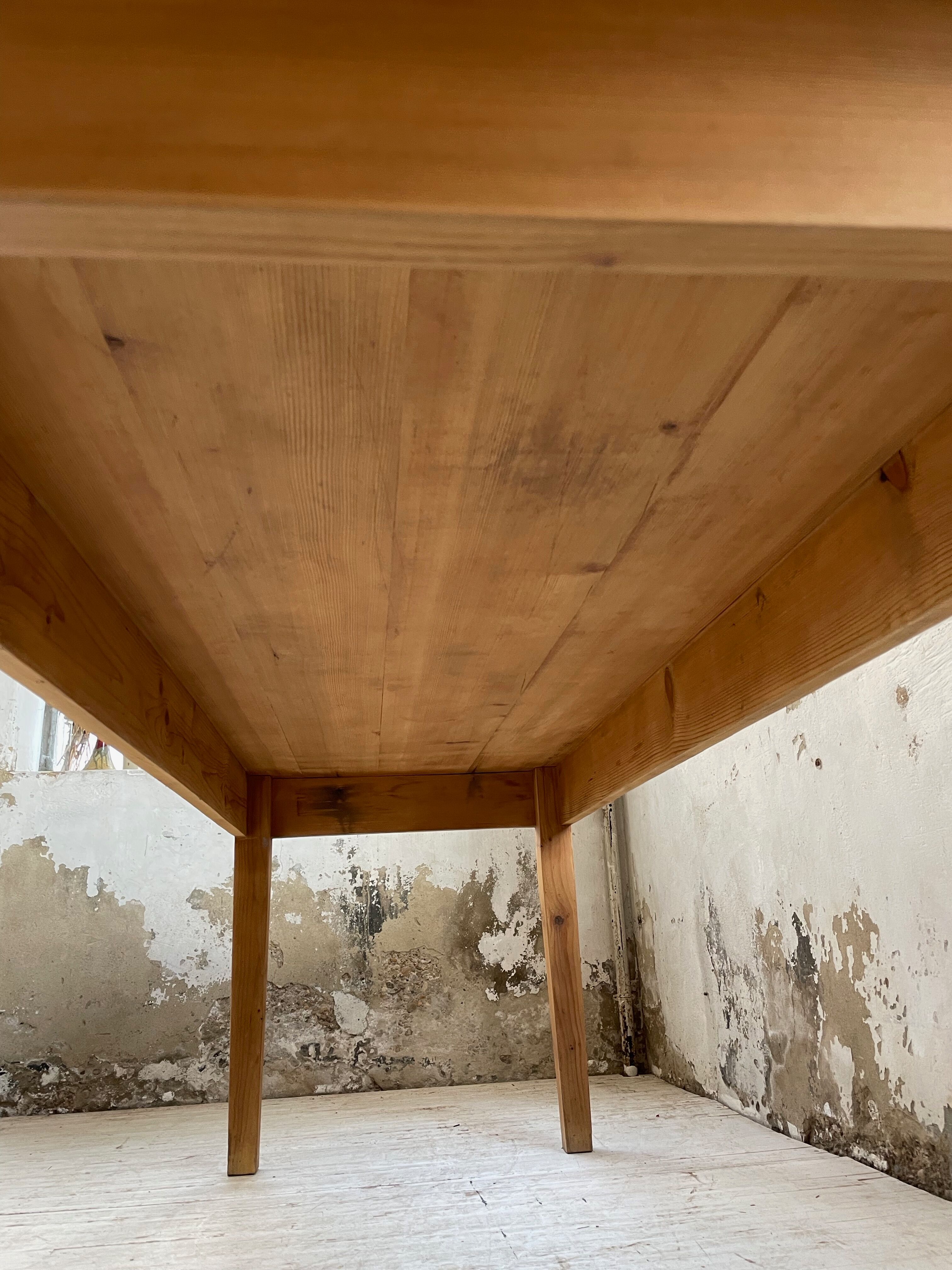 Farmhouse table 2m in pine