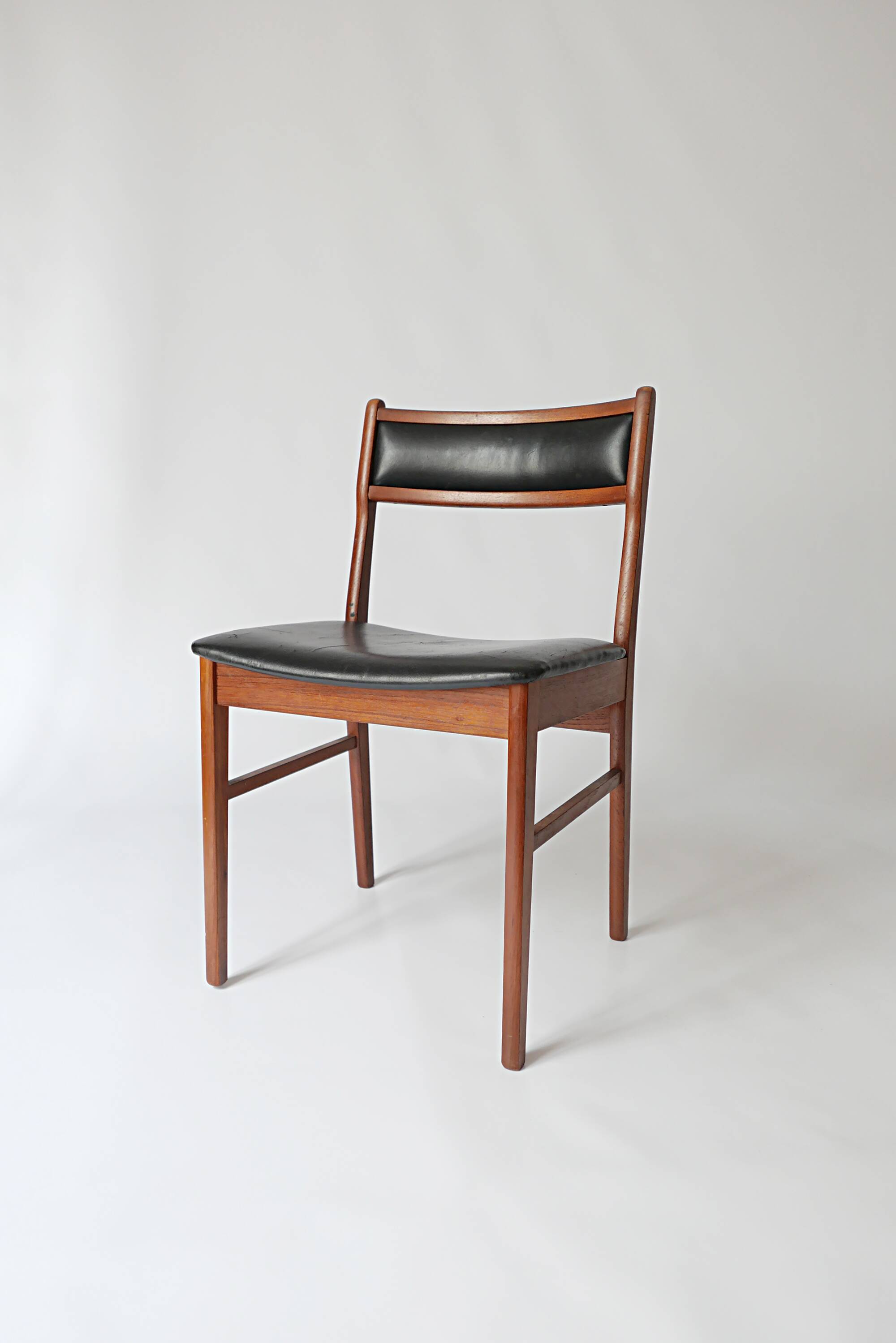 Pair of denmark chairs scandinavian design 1960s vintage 70s 1970s