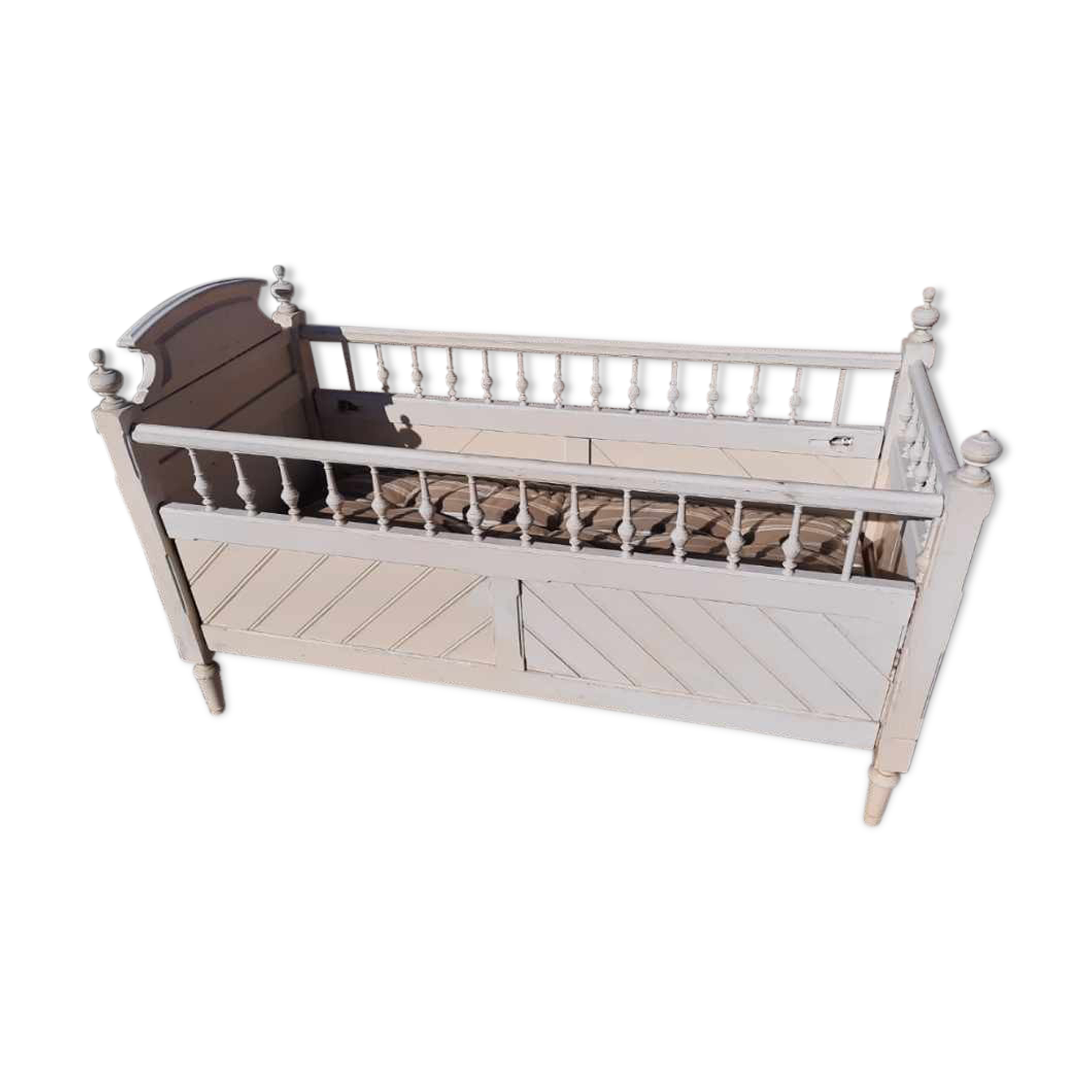 baby cot cradle