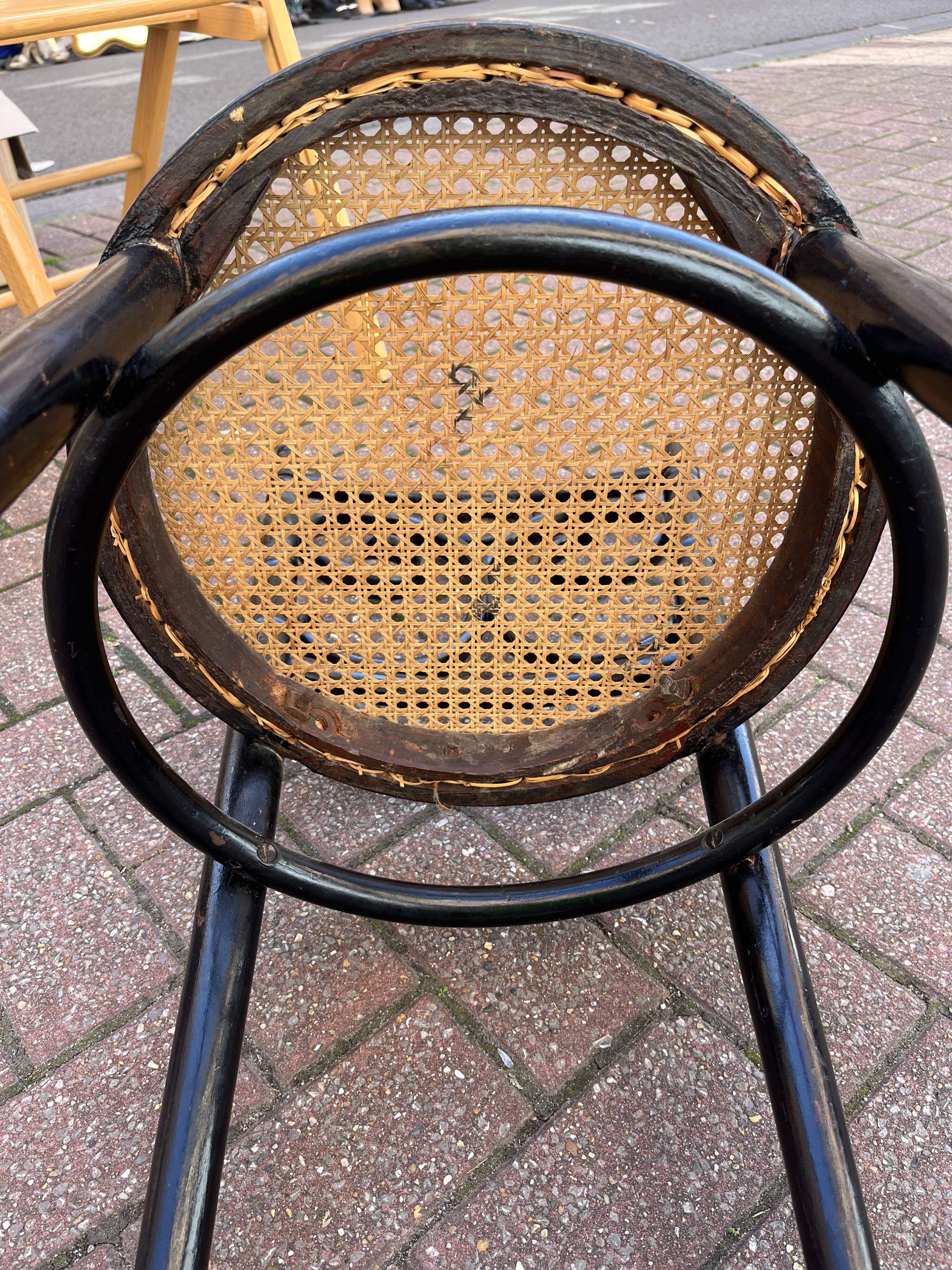Chaise bistrot ancienne Fischel