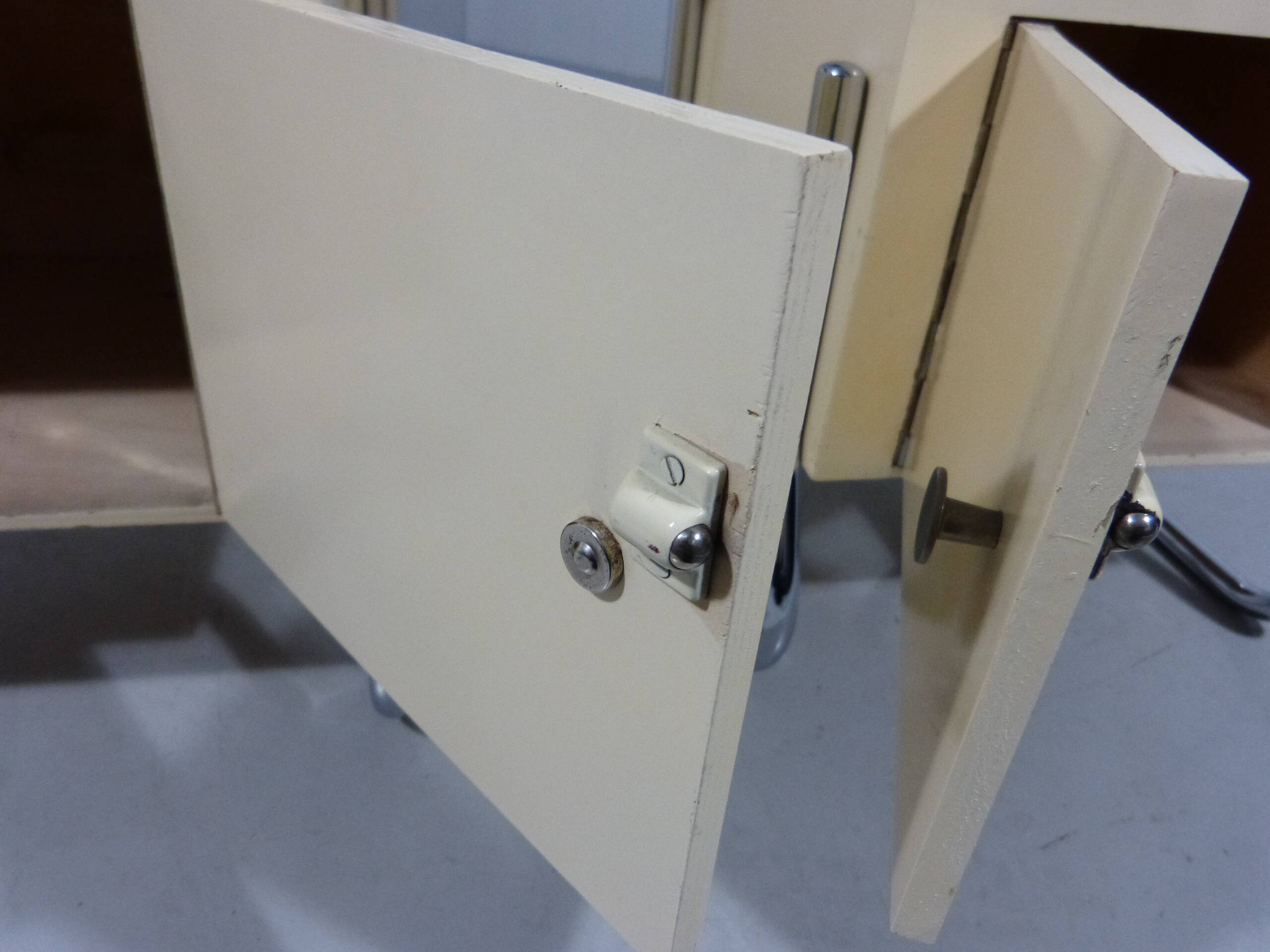 Set of 2 tubular bedside tables from the 50s
