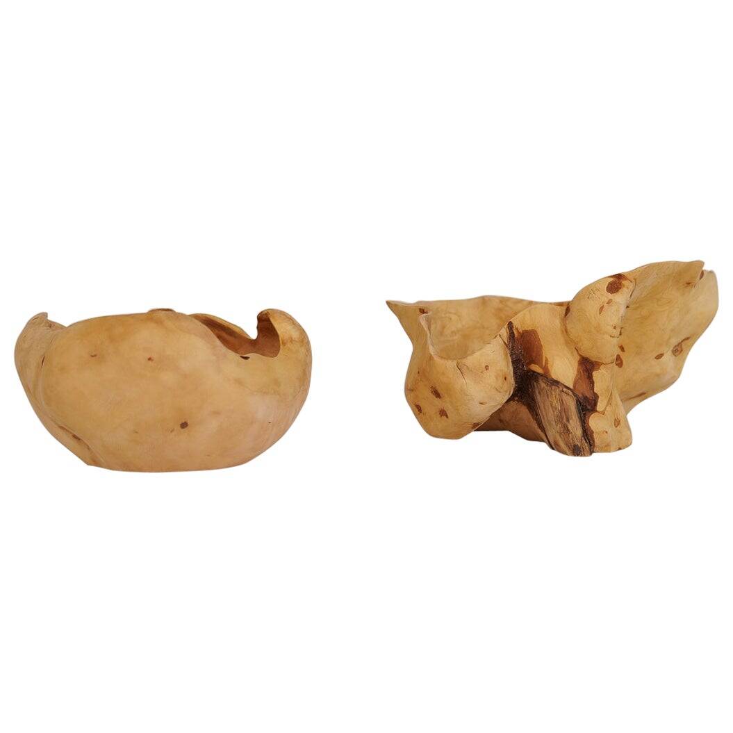 Scandinavian Modern Set of 2 Organic Bowls in Swedish Burl Wood, circa 1990s