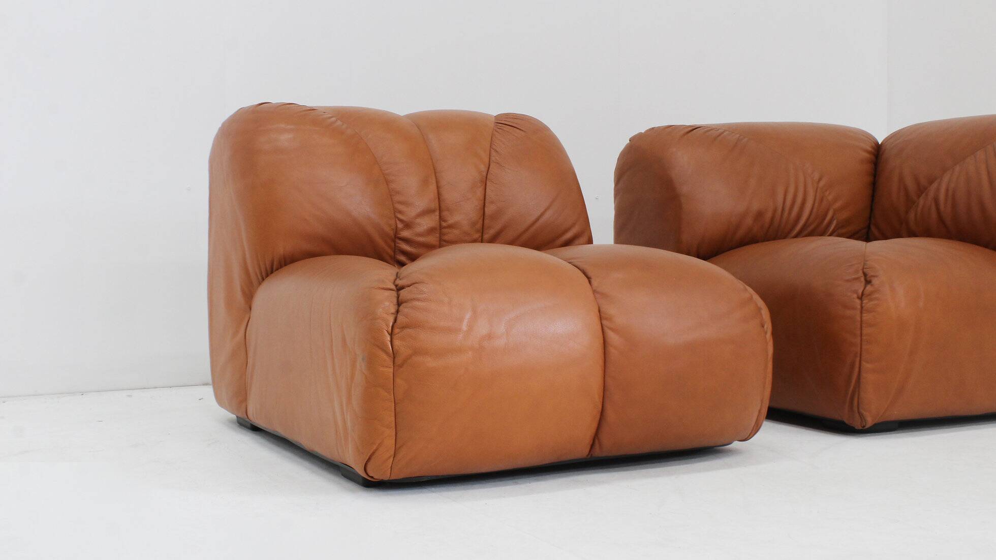 Vintage modular sofa in cognac leather, Italy 1970s