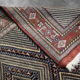 Vintage Hand-Woven Oriental Shiraz Rug, 1960s