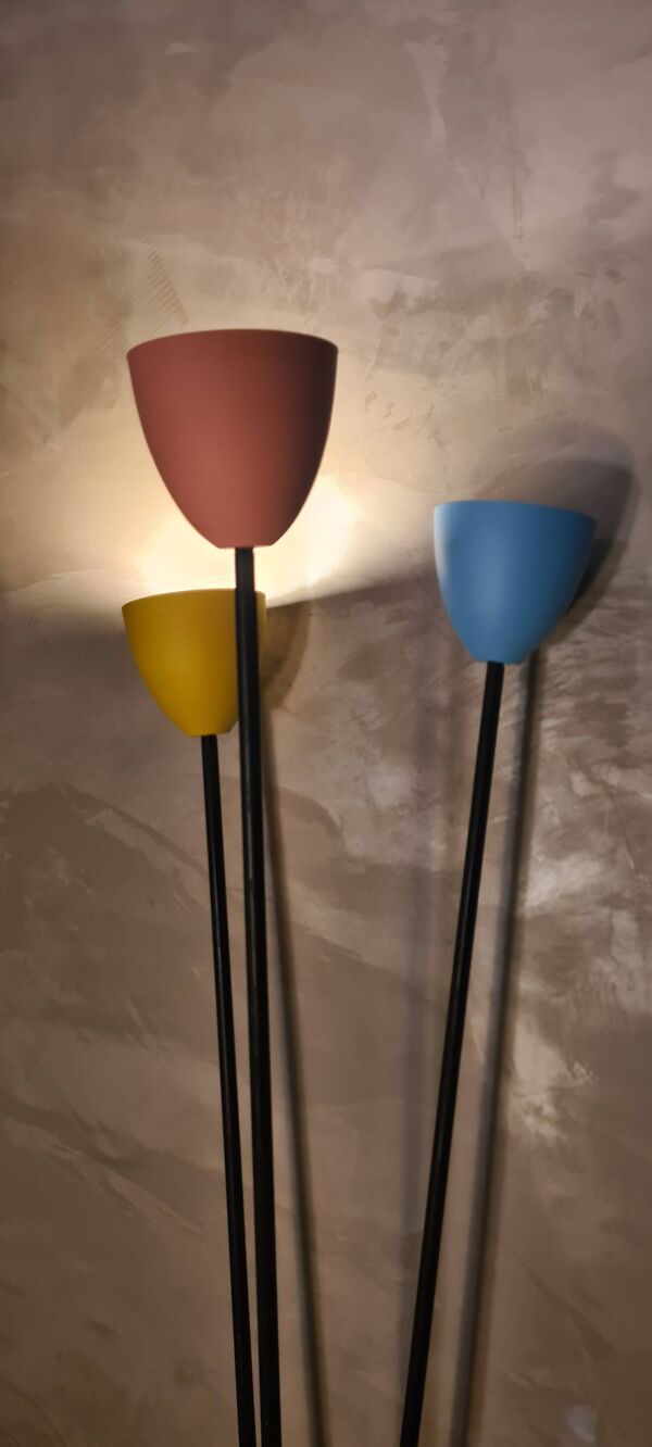 Lampadaire mid century 1950 a 70 abat jour tole acier peinture tricolors lidokov boscovice