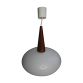 Suspension vintage en verre opaline et teck années 1960
