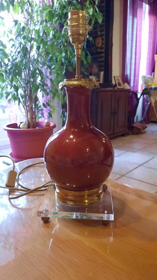 Lampe ancienne sang de bœuf