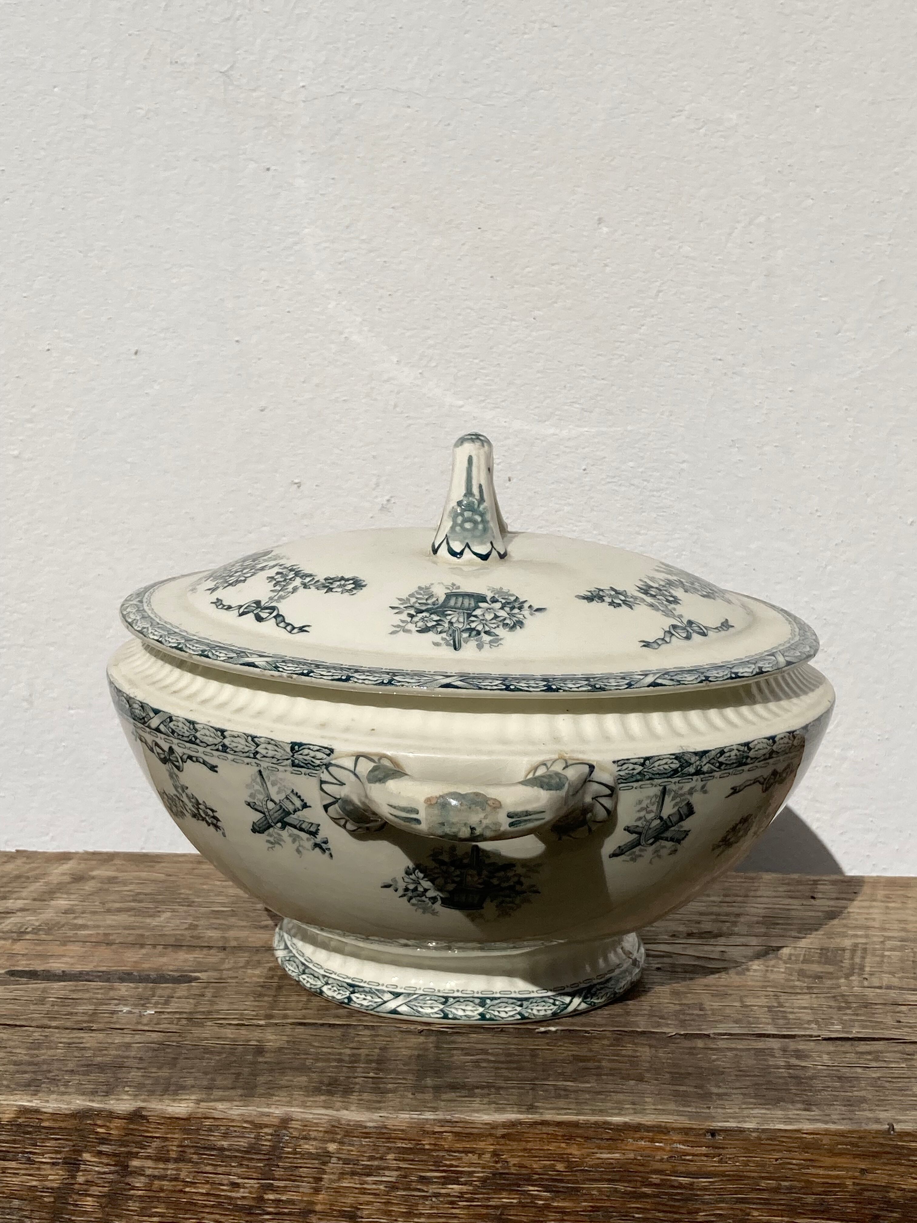 Old iron earth tureen Ninon Salins blue, ceramic and earthenware plate
