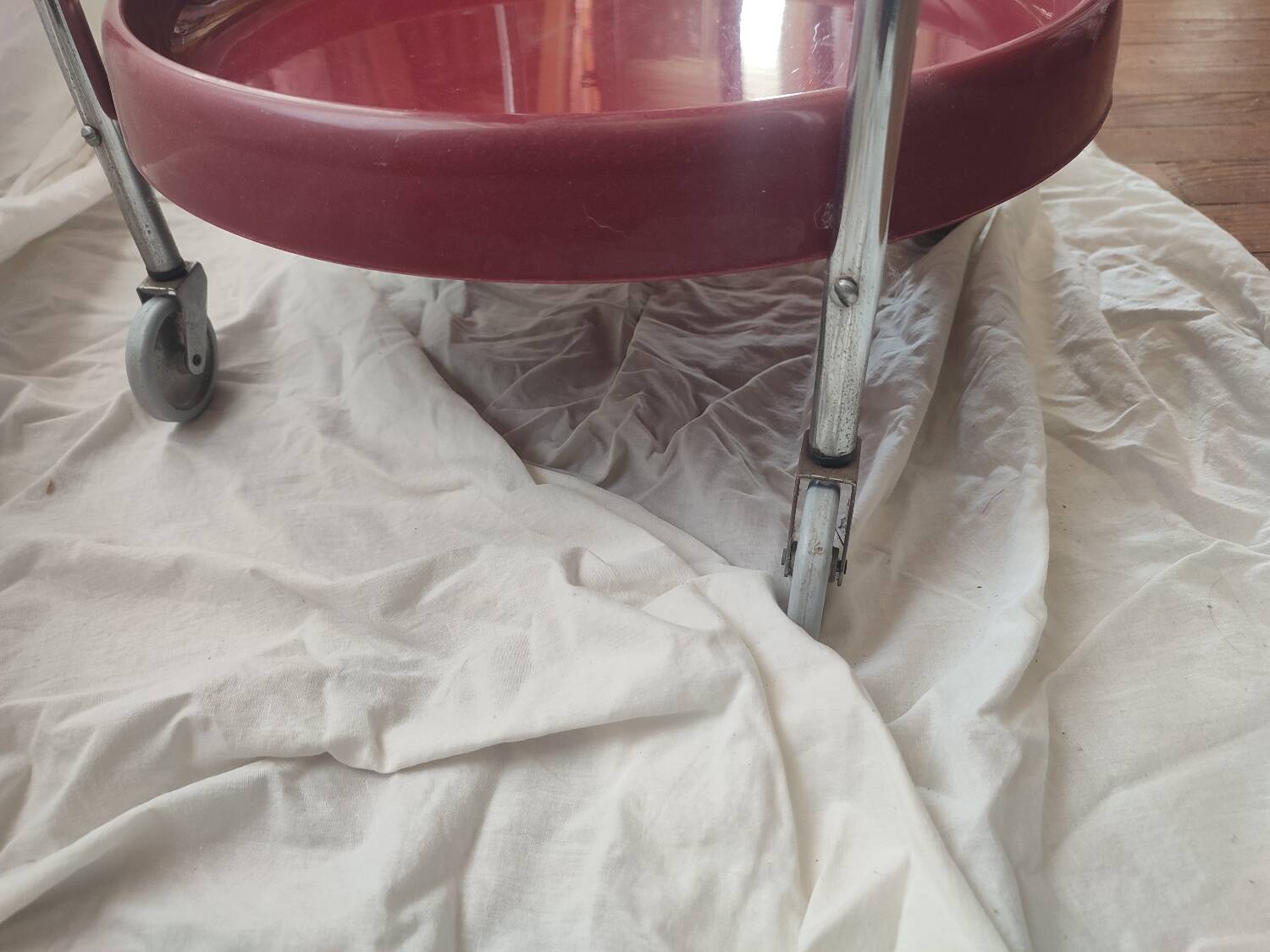 70s Trolley on Wheels