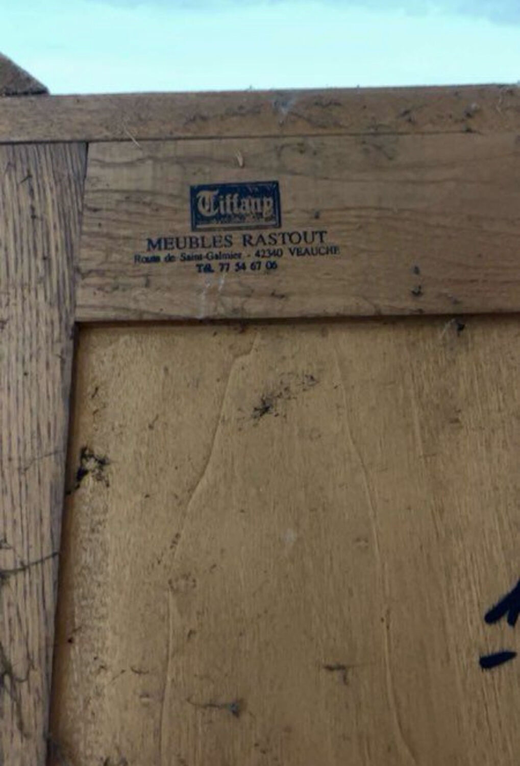 Solid oak dresser in rustic/country chic style