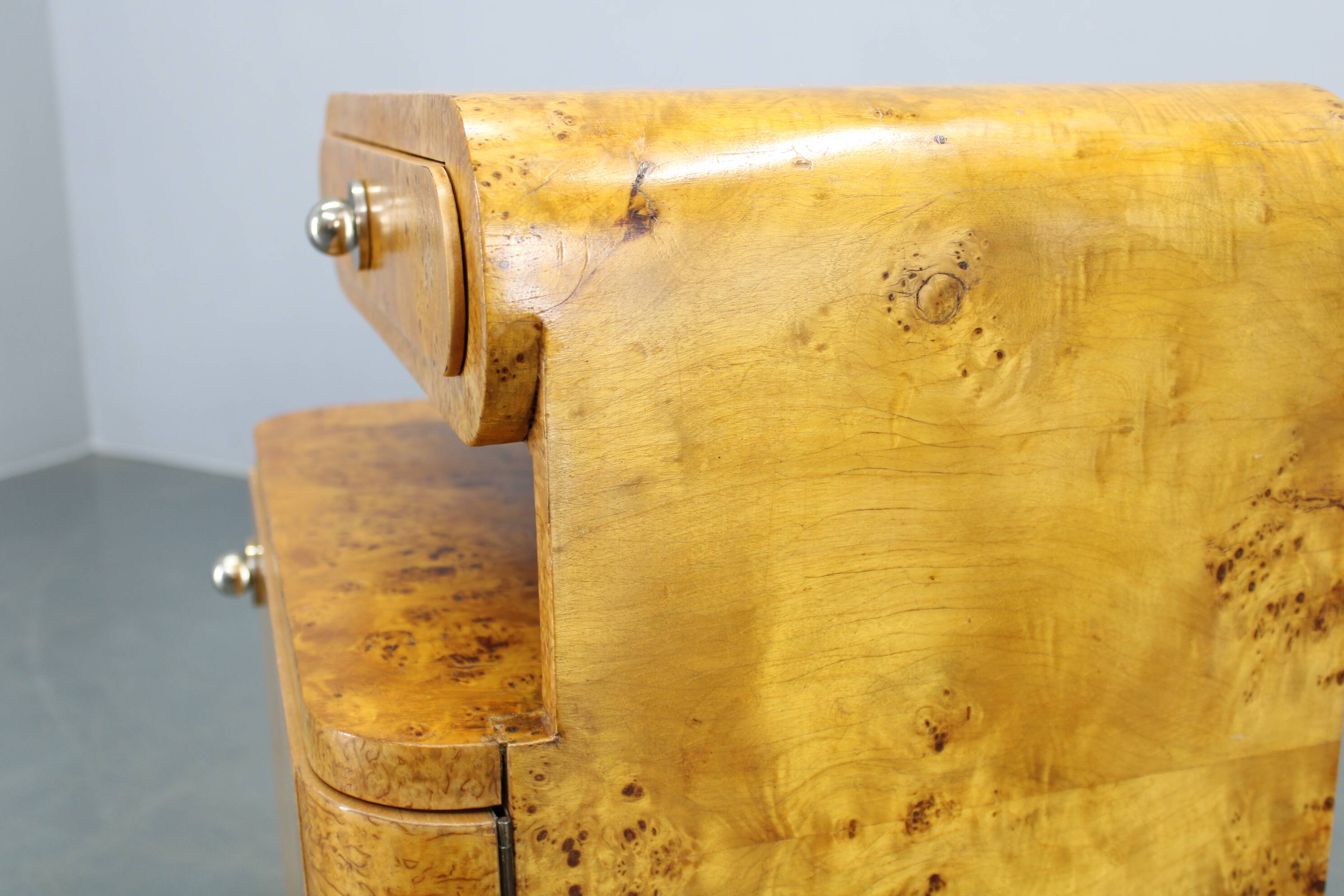 Pair of Art Deco burl wood nightstands, Czechoslovakia, 1940s