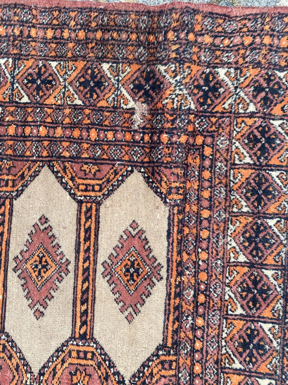 Vintage carpet pakistan drawings bokhara handmade 124x186 cm