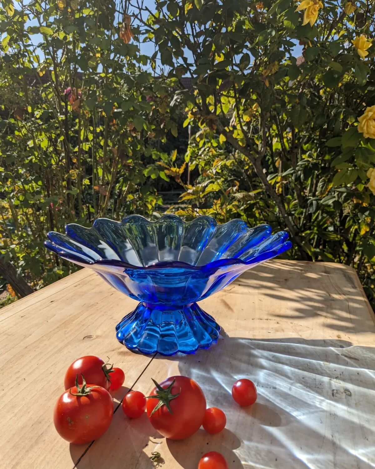 Vintage fruit bowl in bluish glass