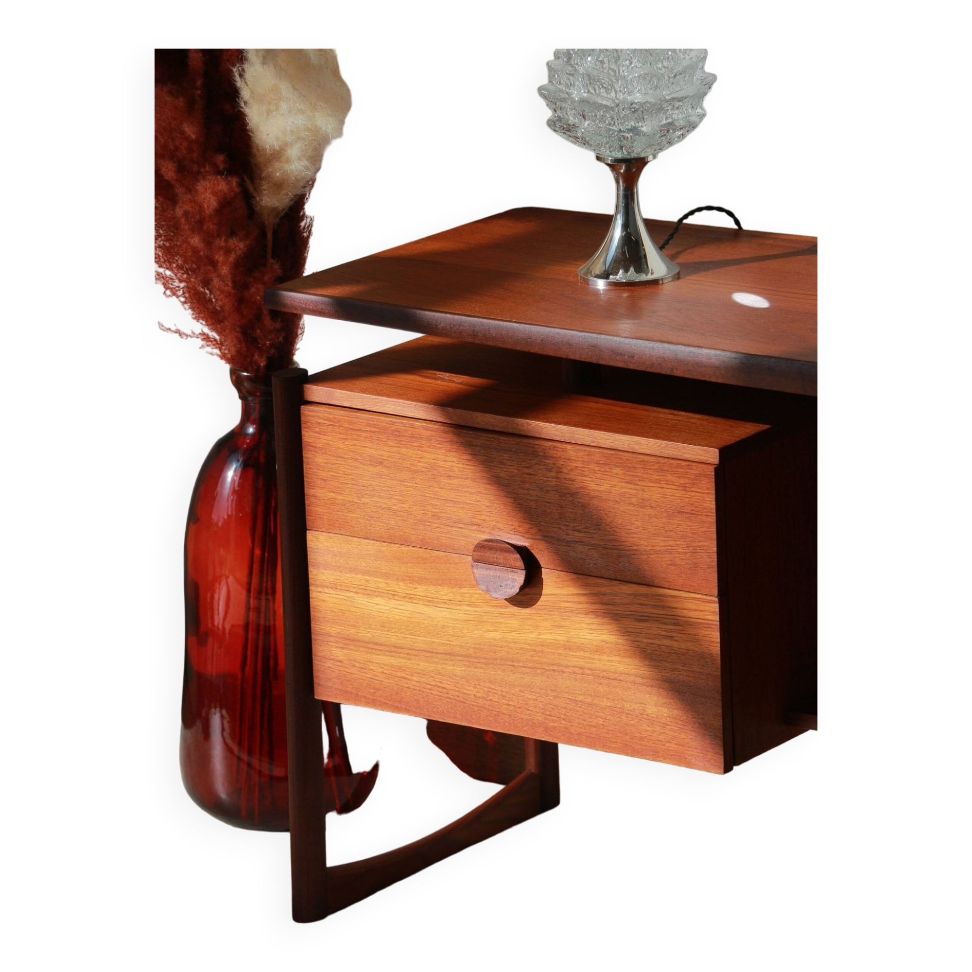 Desk/Dressing table - Durable Suites - 1960