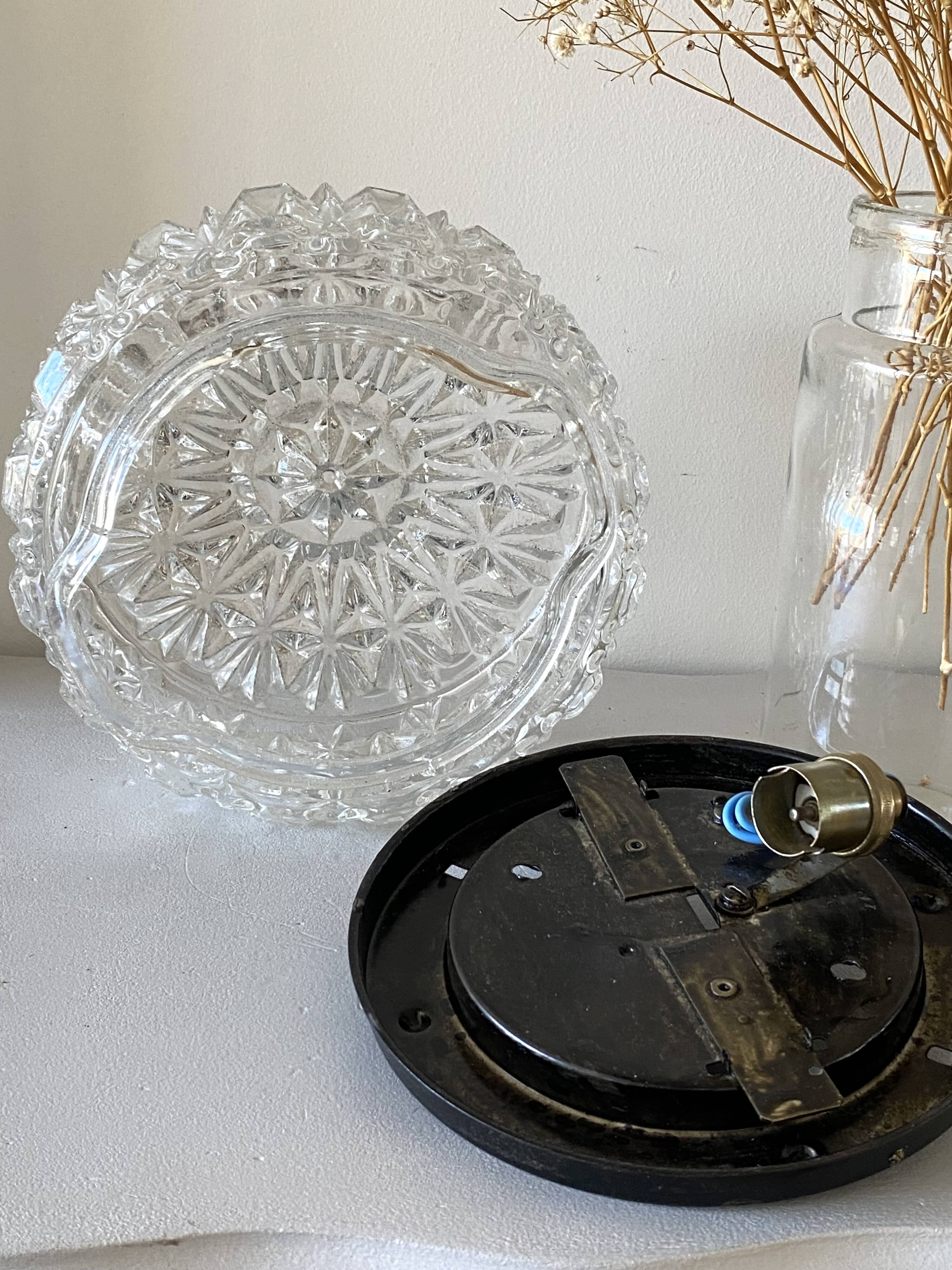 Ceiling light/wall light from the 70s