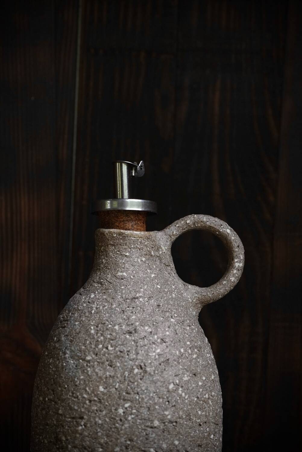 Bouteille à huile en grès