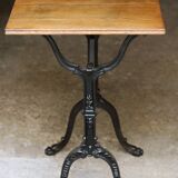 Petite table de bistrot ancienne (RAOUX, Paris).