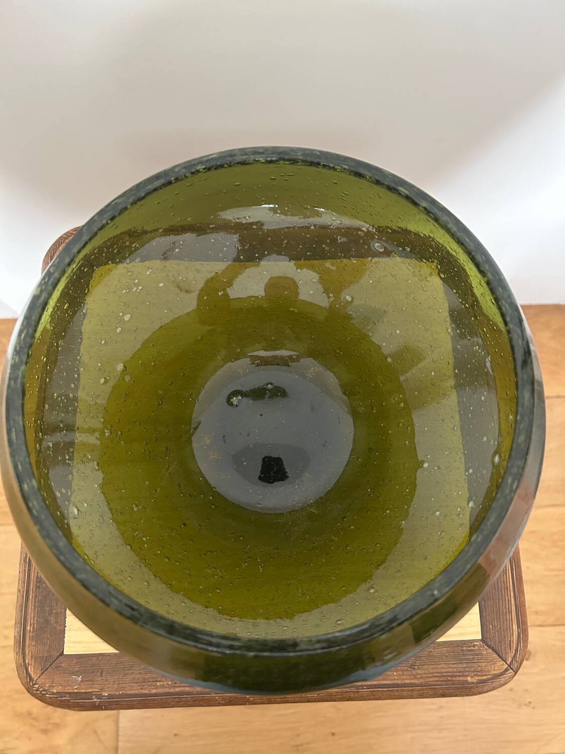 Biot glass salad bowl