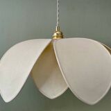 Vintage petal suspension
