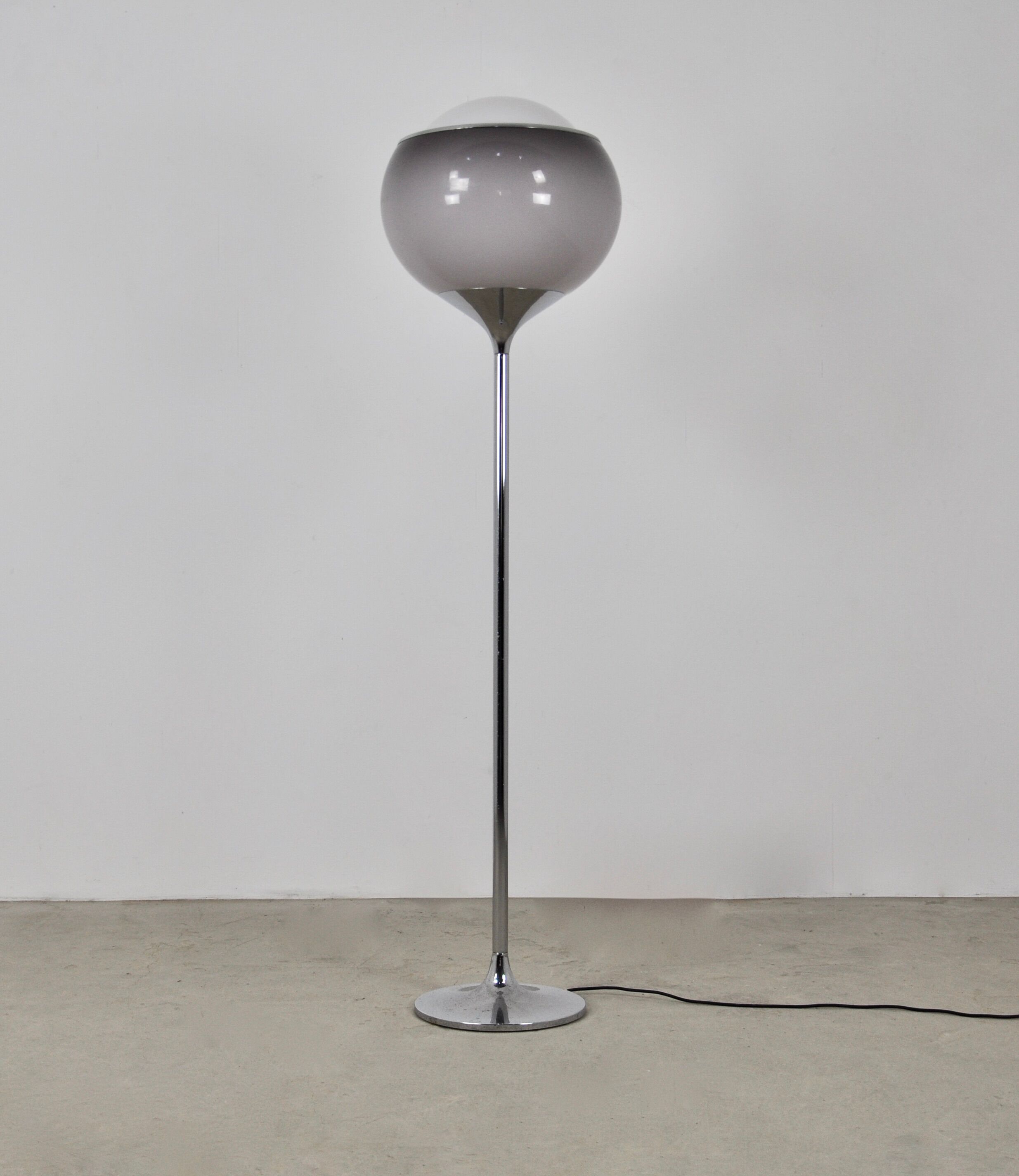Lampadaire "Bud Grande" de Harvey Guzzini pour Iguzzini, 1960S