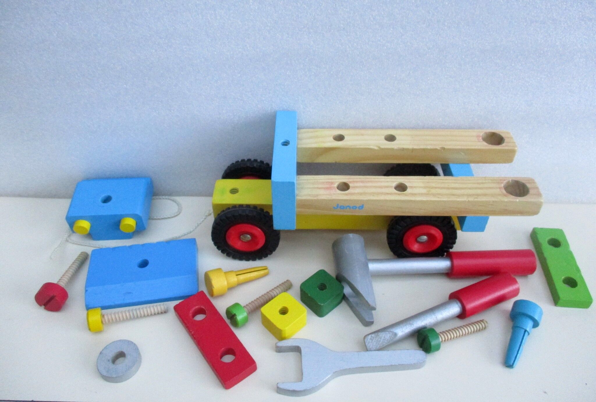 DIY truck removable and to pull