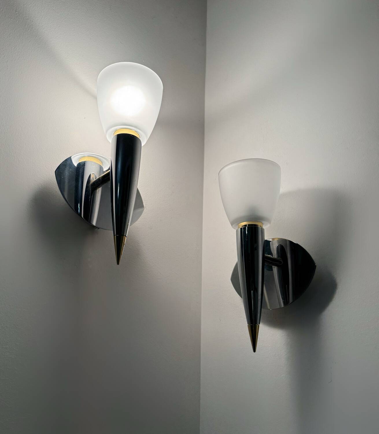 Leola wall lights from the 80s