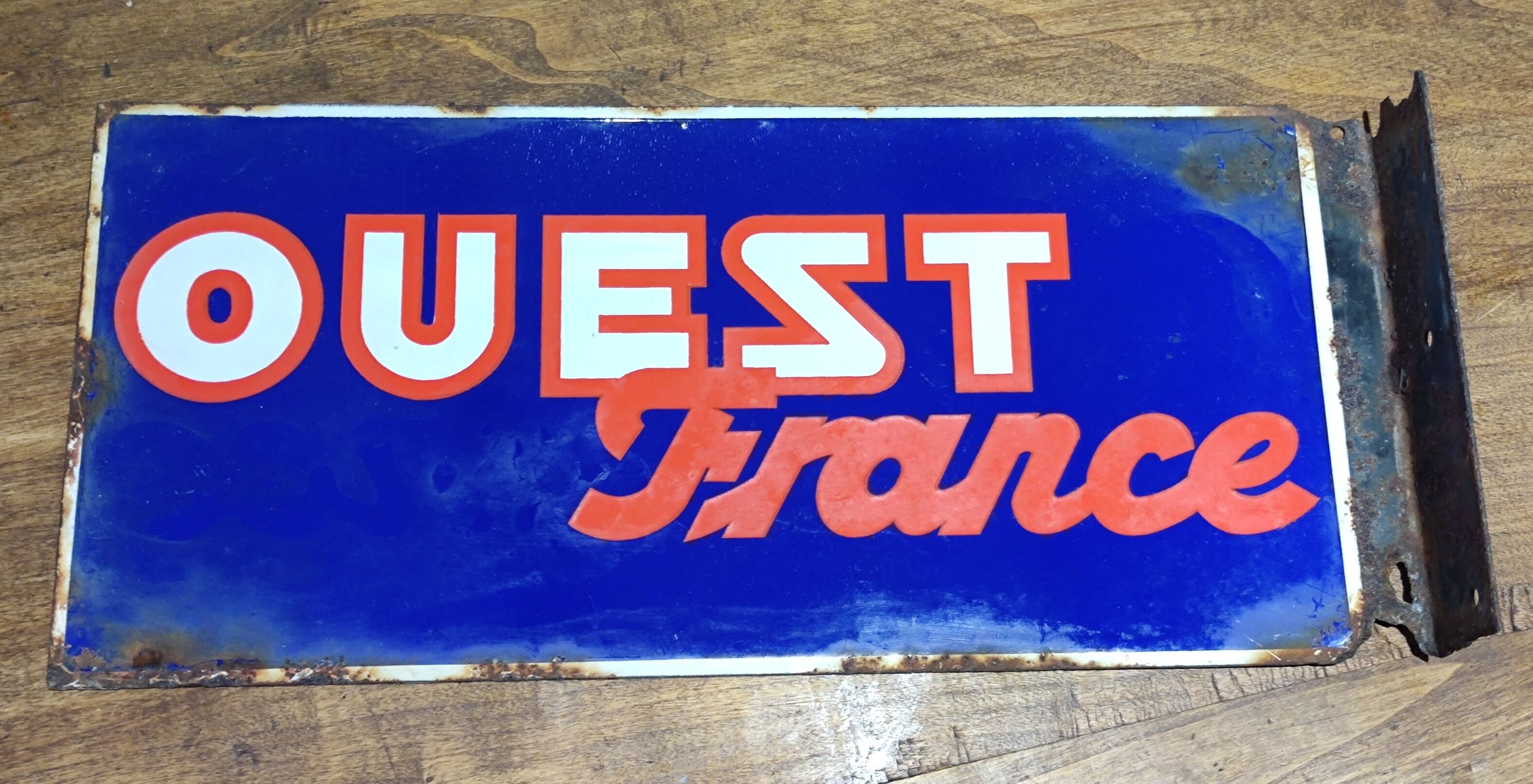 Ancienne plaque émaillée ouest france
