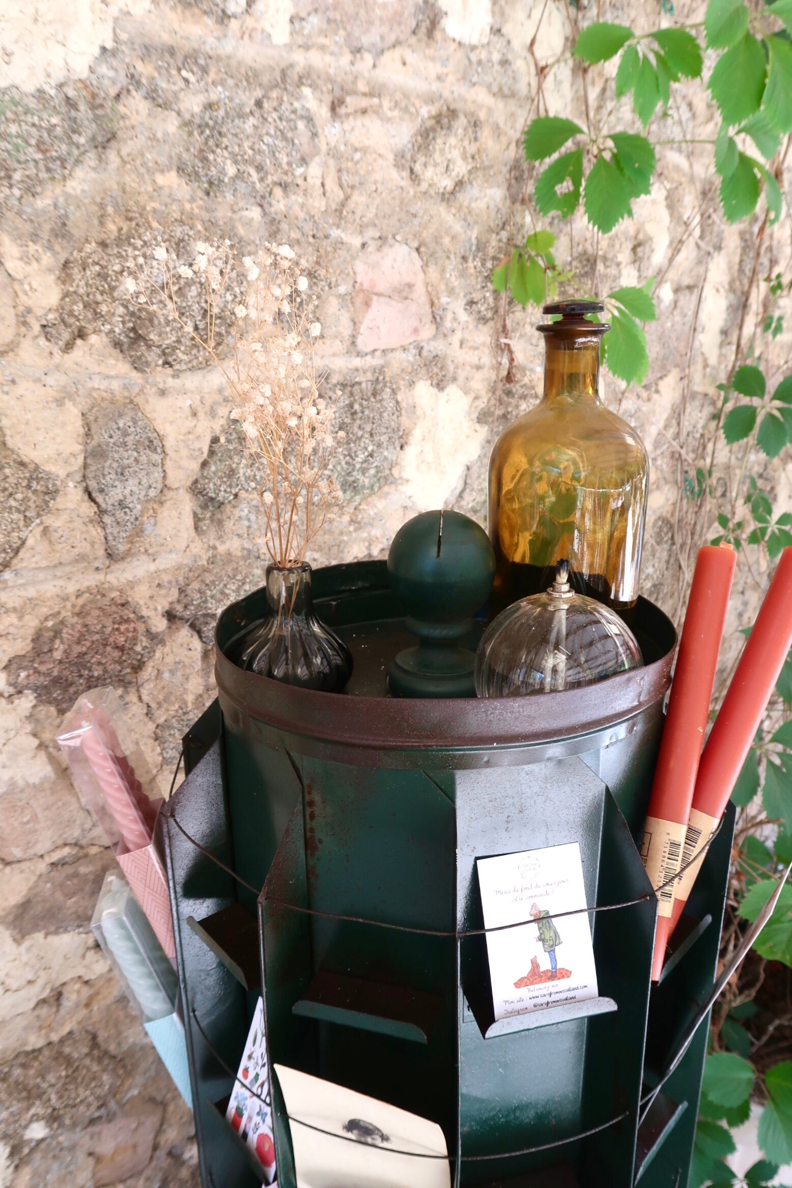 Old Ravel turnstile display seed sachets