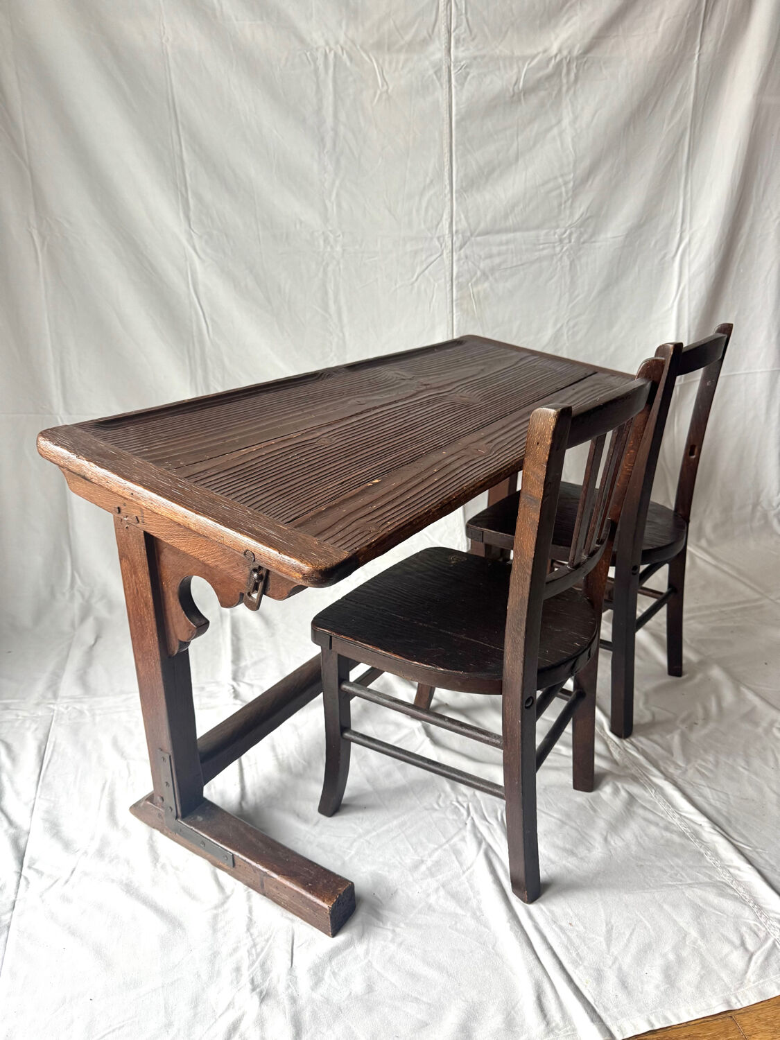 Children's school desk