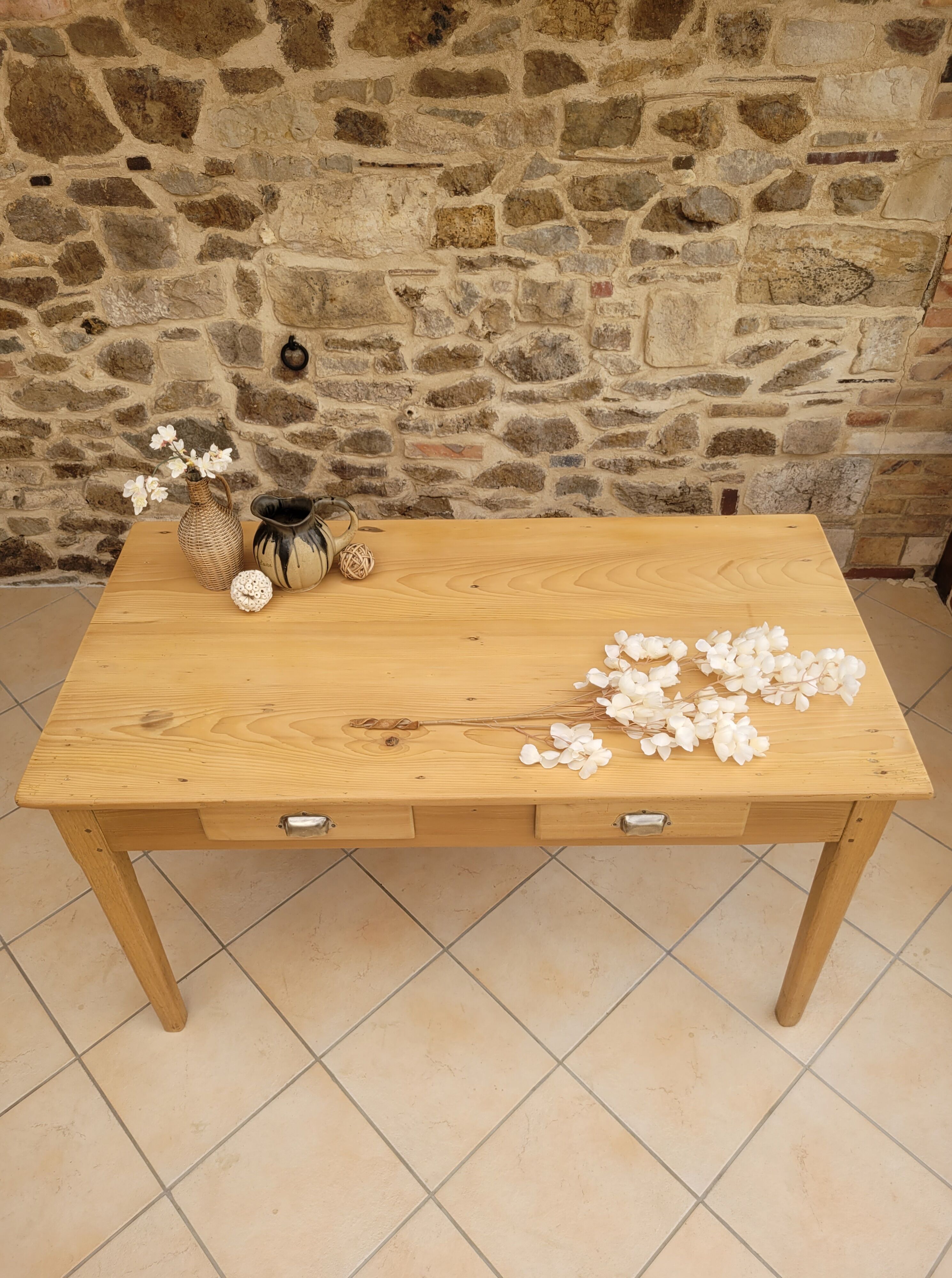 Farmhouse table