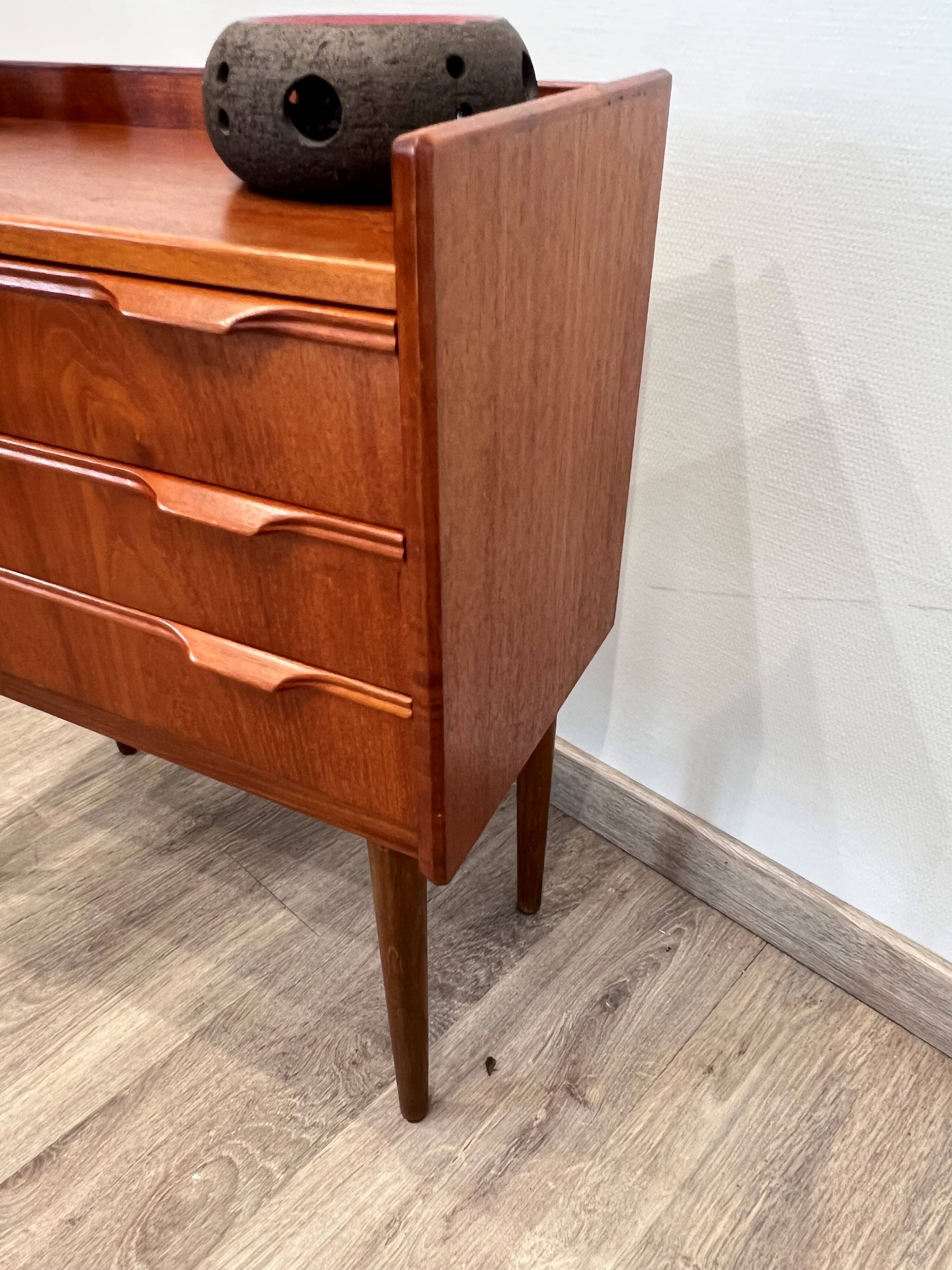 Scandinavian teak commode from the 1960s, Denmark.