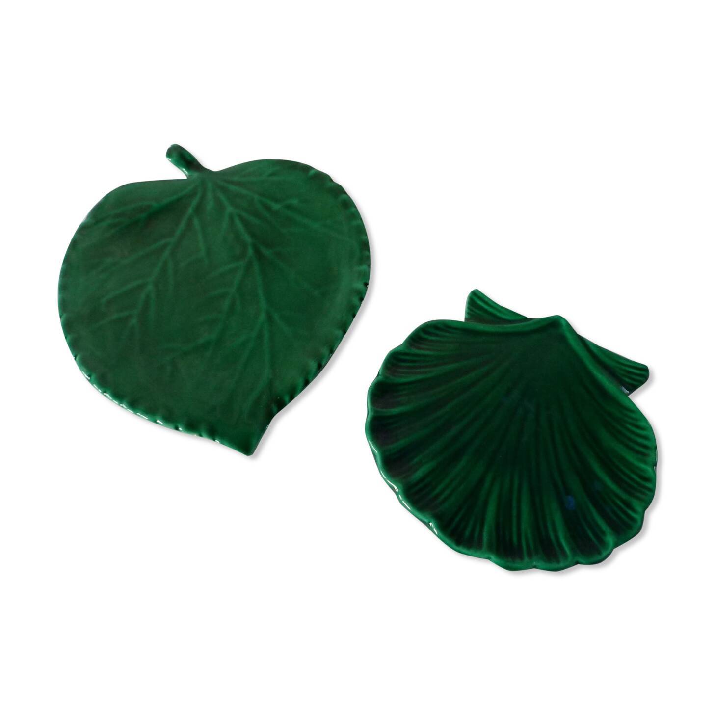 Dabbling under the dish